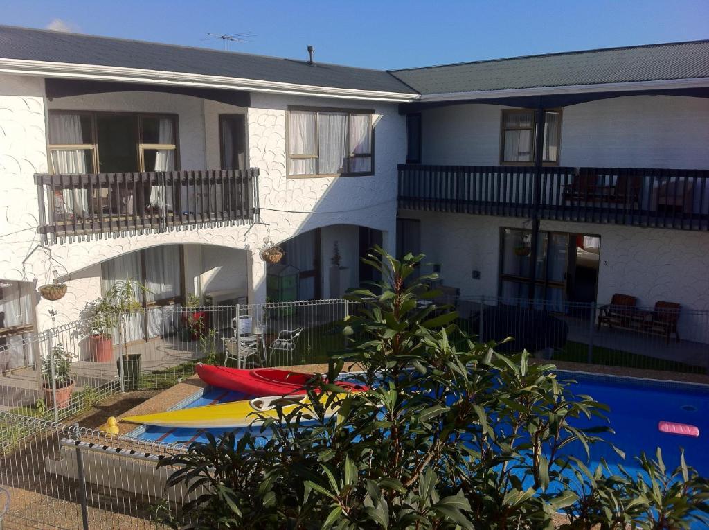 Hawks Inn Motel Upper Hutt Ruang foto