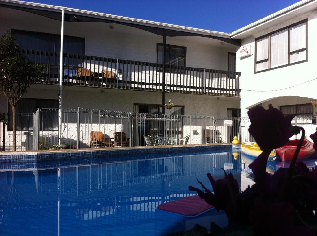 Hawks Inn Motel Upper Hutt Ruang foto